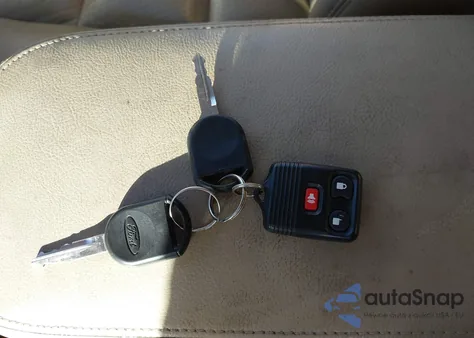 2005 Ford Freestyle Limited from USA, damaged, VIN 1FMDK06135GA38103